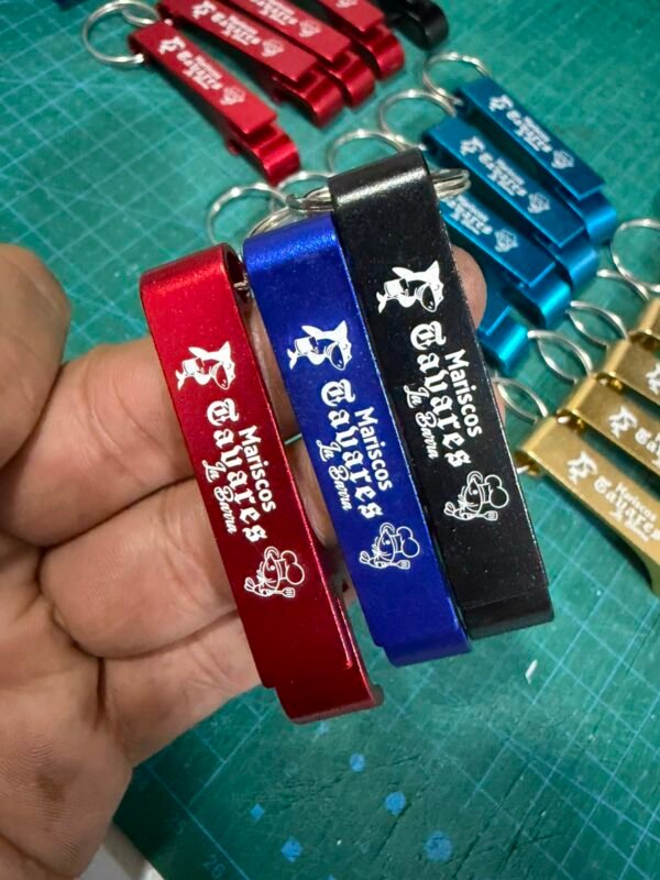 WhatsApp Image 2026-08-12 at 10.28.54 PM Destapador Grabado Laser Personalizados Fiesta Bodas zanthy shoes subli santhy